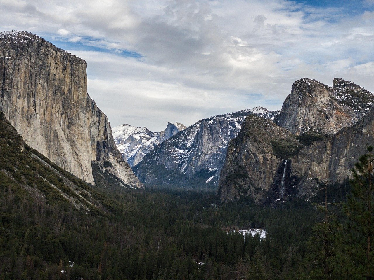 Yosemite valley waterfall granite