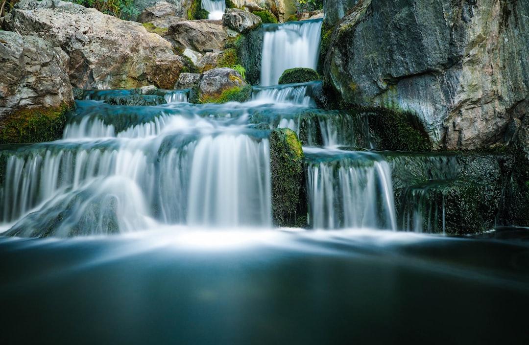 Silky long exposure of a waterfall in fall