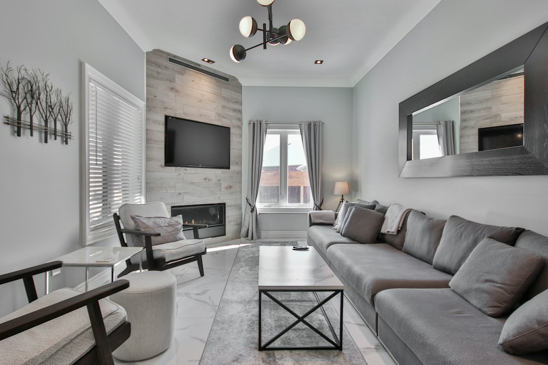 Cozy vacation rental living room with fireplace and seating area